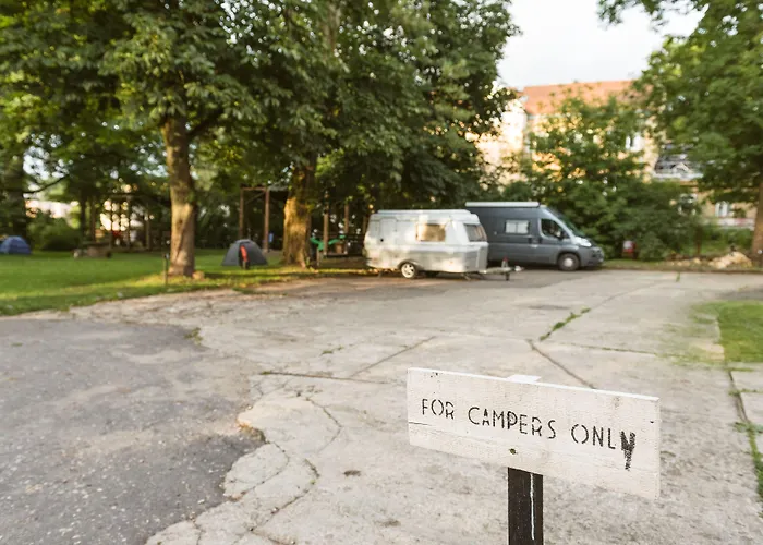 Downtown Forest & CampingFerienwohnung