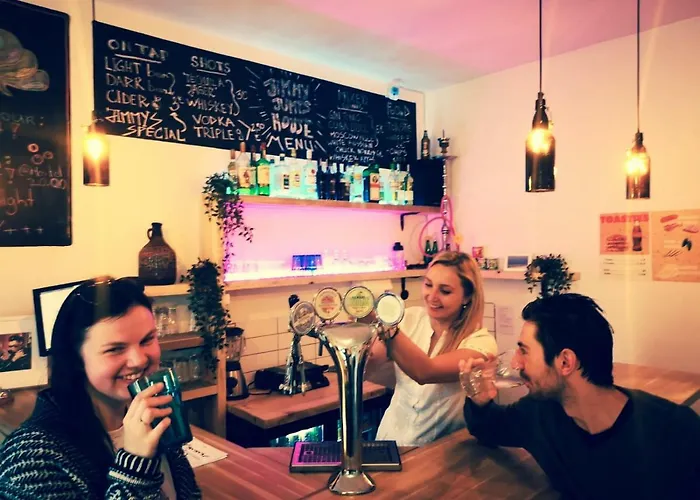 Hostel Jimmy Jumps House